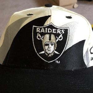 raiders sharktooth snapback